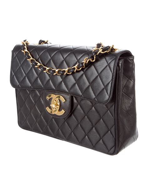 Chanel vintage classic flap bag